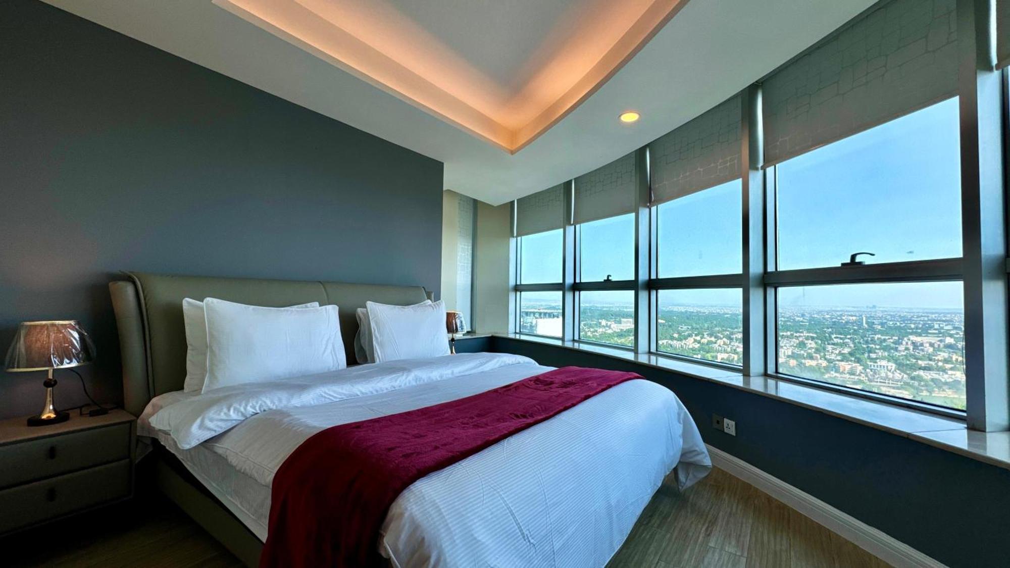 Centaurus Apartment City View Three Beds İslamabad Dış mekan fotoğraf